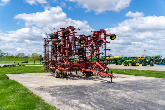 Used 2005 Sunflower 5055-48 Field Cultivators at Koenig Equipment in Anna, OH - Photo0