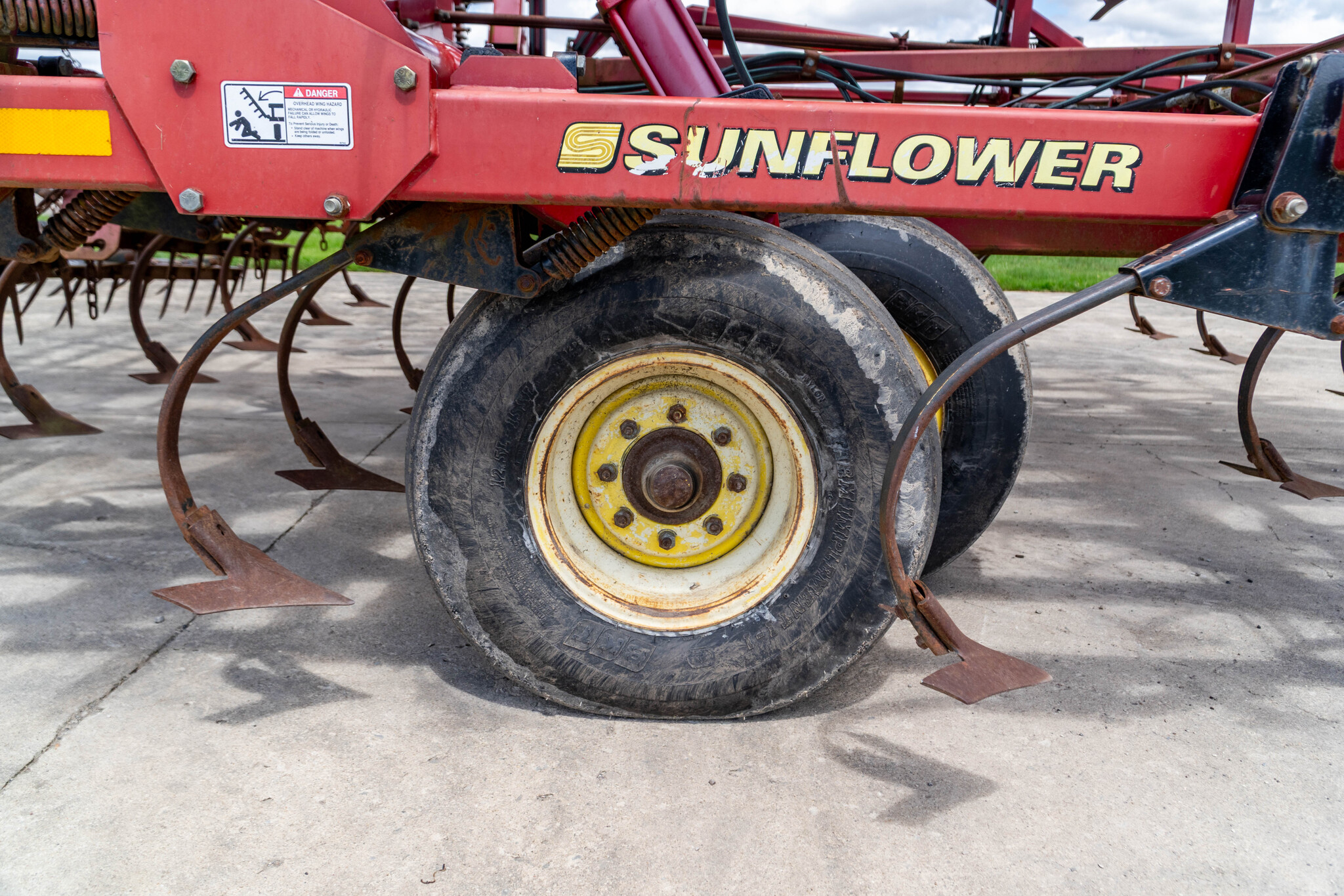 Used 2005 Sunflower 5055-48 Field Cultivators at Koenig Equipment in Anna, OH - PhotoXL19