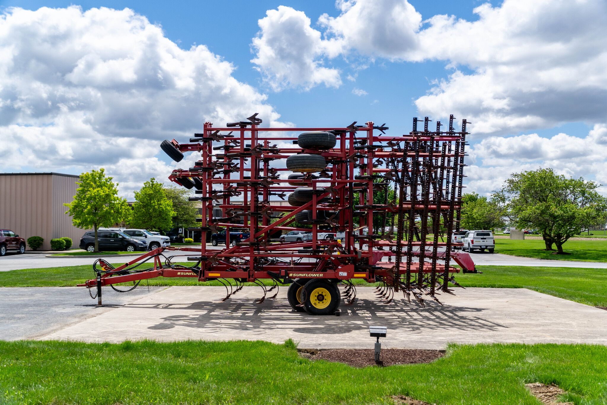 Used 2005 Sunflower 5055-48 Field Cultivators at Koenig Equipment in Anna, OH - PhotoXL3