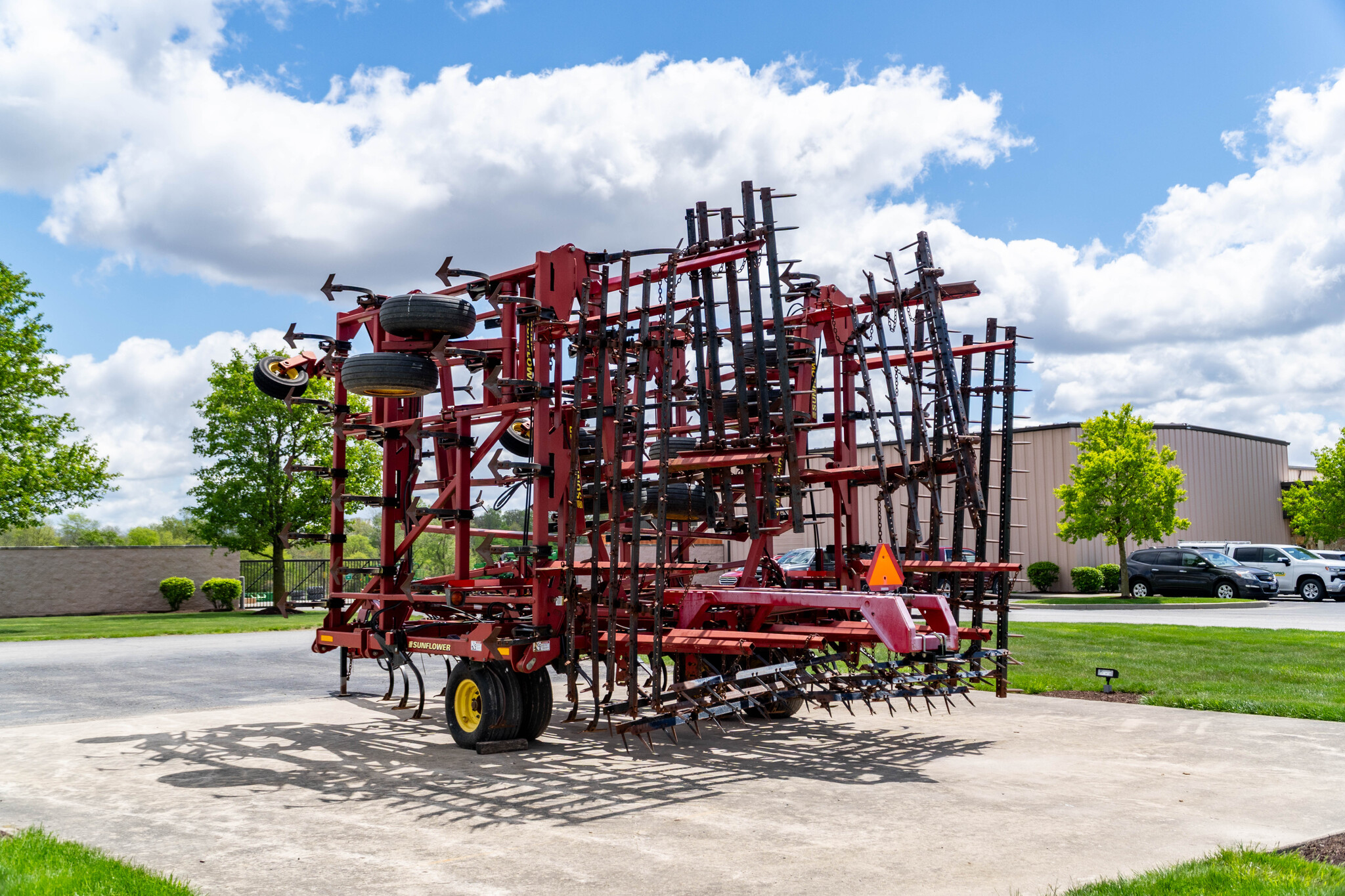 Used 2005 Sunflower 5055-48 Field Cultivators at Koenig Equipment in Anna, OH - PhotoXL4