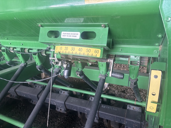 Photo of 2013 John Deere 1590