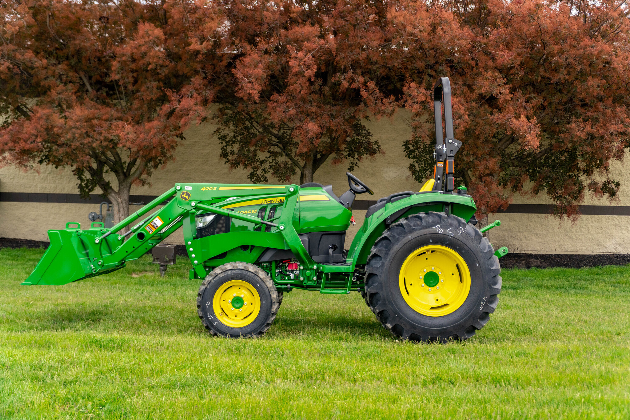 New In-Stock 2025 John Deere 4044M Compact Utility Tractors at Koenig Equipment in Amelia, OH - PhotoXL1