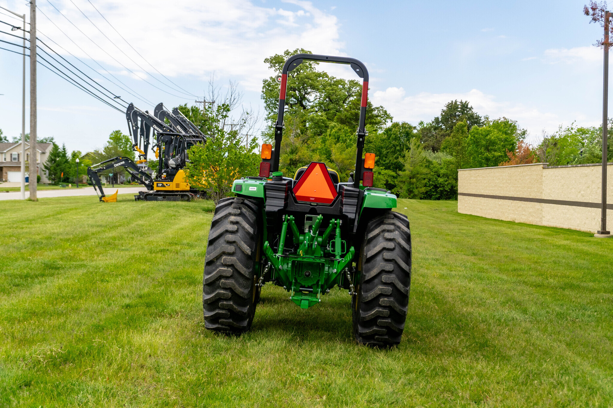 New In-Stock 2025 John Deere 4044M Compact Utility Tractors at Koenig Equipment in Amelia, OH - PhotoXL3
