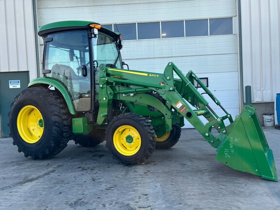  John Deere 4066R