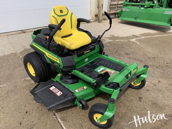 Photo of 2025 John Deere Z330R
