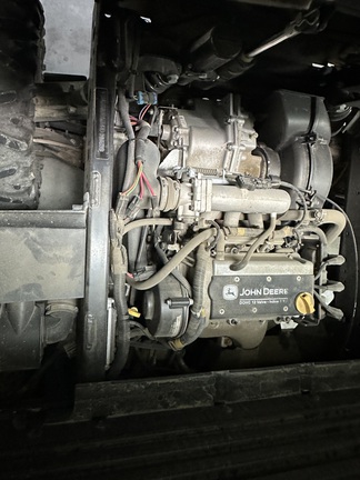 Photo of 2021 John Deere XUV 835R