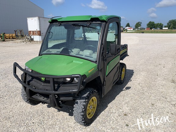 Photo of 2021 John Deere XUV 835R