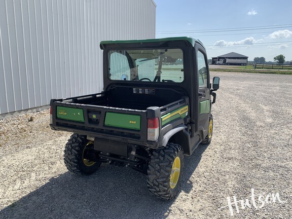 Photo of 2021 John Deere XUV 835R