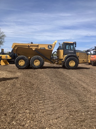 Photo of 2022 John Deere 460E-II