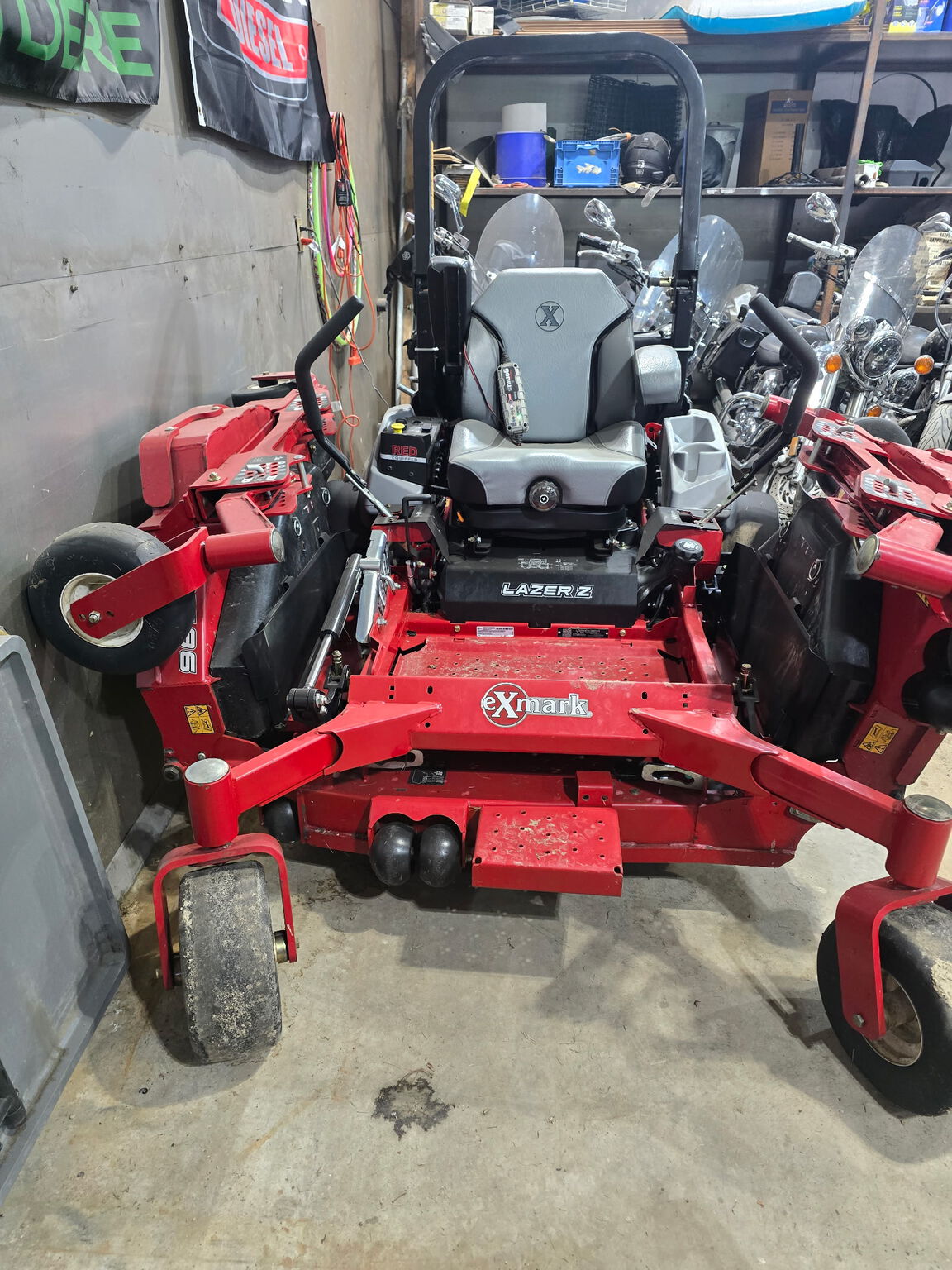 2025 Exmark LZX980EKC96RW0 - Zero-Turn Mowers - Milton, ON