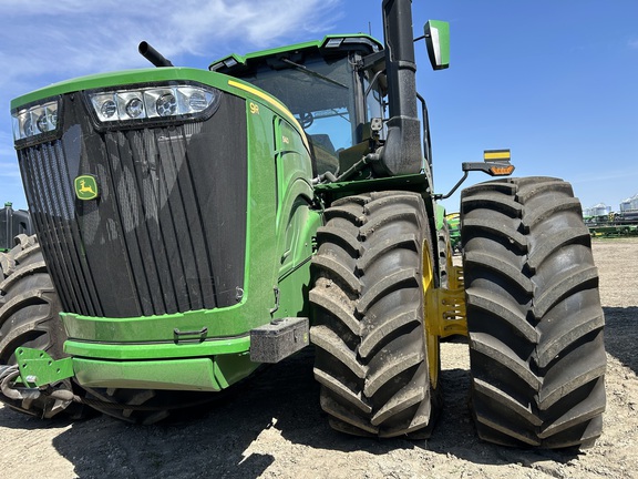 Used 2025 John Deere 9R 540 Articulated 4WD Tractors at Horizon Ag & Turf in Wetaskiwin, AB - Photo2