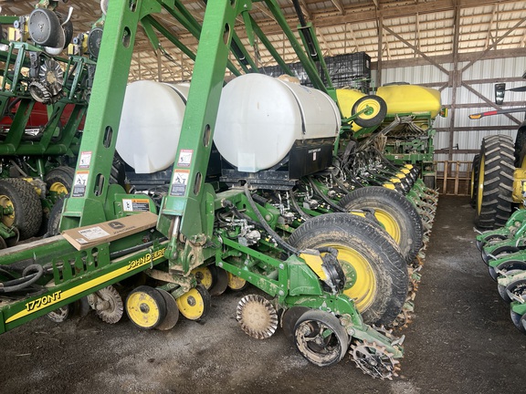 Photo of 2012 John Deere 1770NT CCS