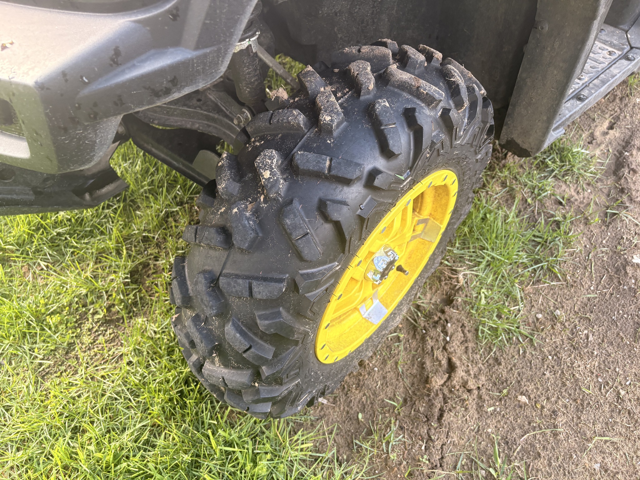 2022 John Deere XUV 835M Image 9