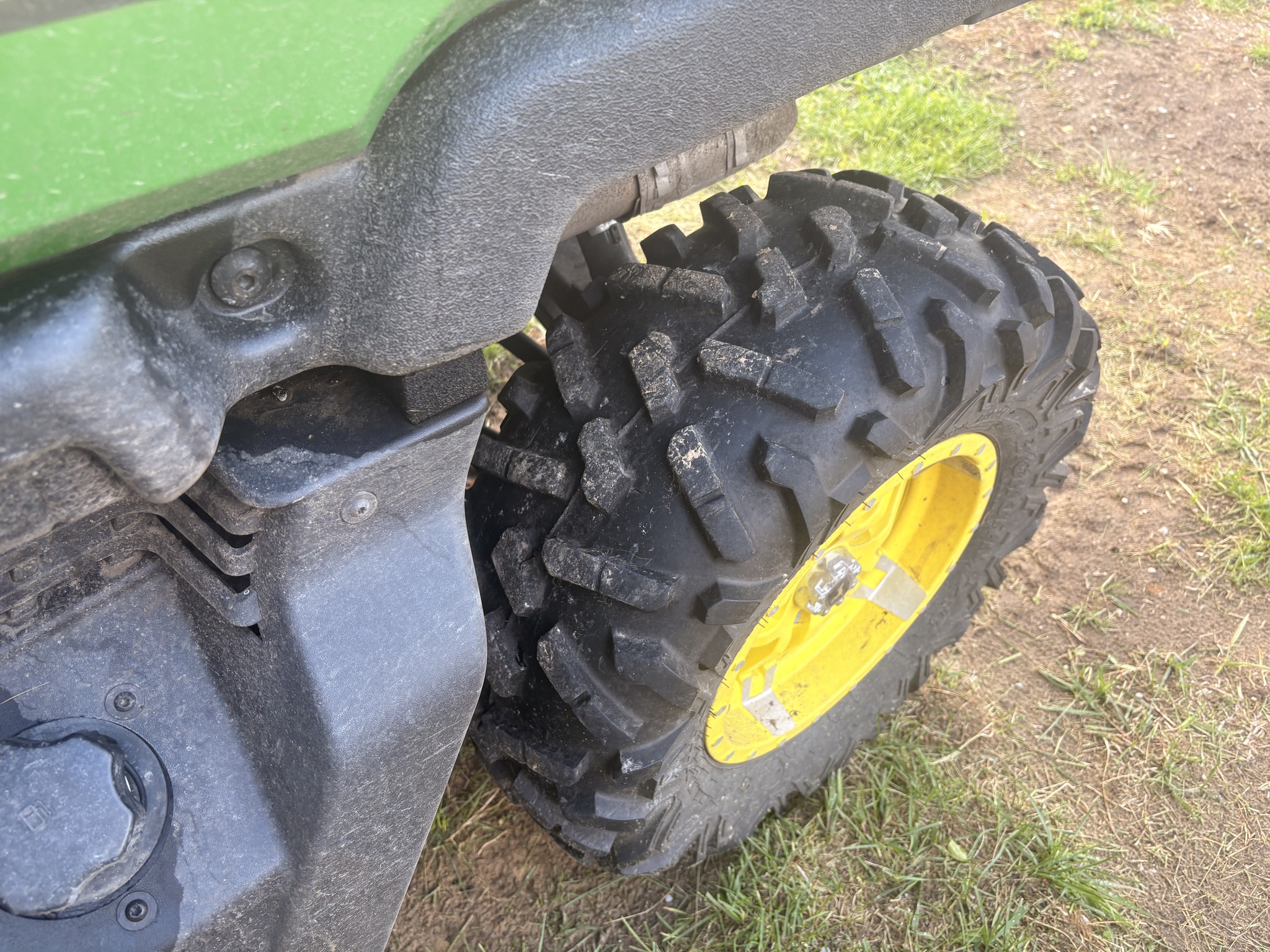 2022 John Deere XUV 835M Image 10