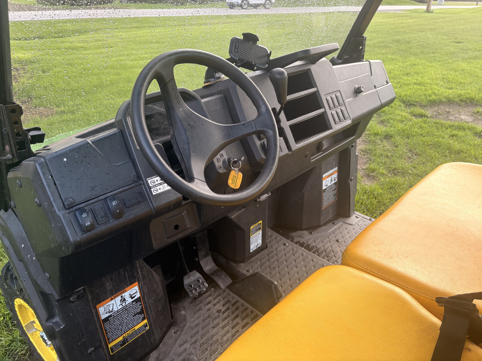 2022 John Deere XUV 835M Image 12
