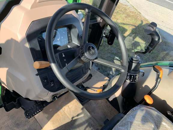 2025 John Deere 5075E-3