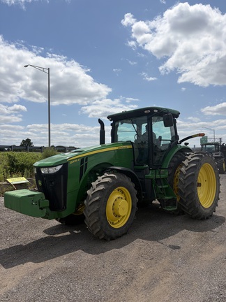 2013 John-Deere 8335R
