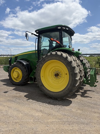 2013 John-Deere 8335R