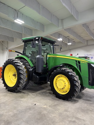 2013 John-Deere 8335R