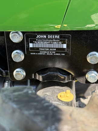 2026 John-Deere 2025R