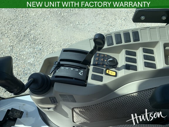Photo of 2025 John Deere 3039R