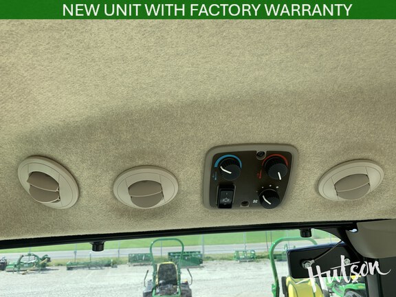 Photo of 2025 John Deere 3039R