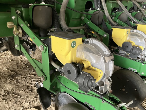 2014 John Deere 1770NT - Photo25
