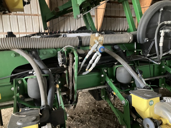 2014 John Deere 1770NT - Photo23