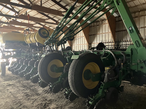 2014 John Deere 1770NT - Photo21