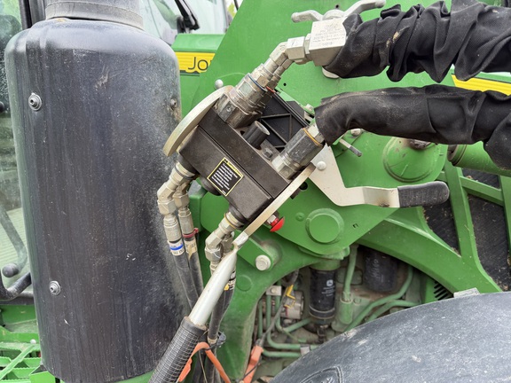 2020 John Deere 5090R - Photo13
