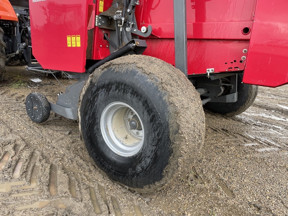 2016 Massey Ferguson 2956A