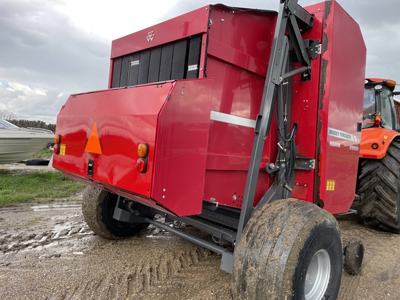 2016 Massey Ferguson 2956A