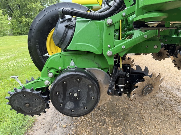 2017 John Deere 1775NT - Photo20