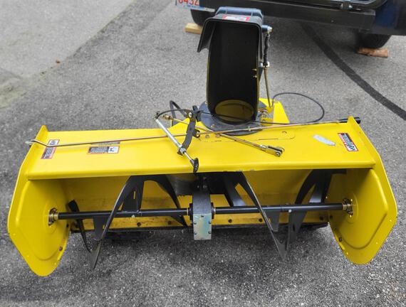 2011 John Deere X534