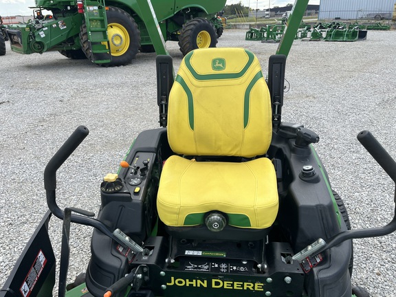 2025 John Deere Z930M