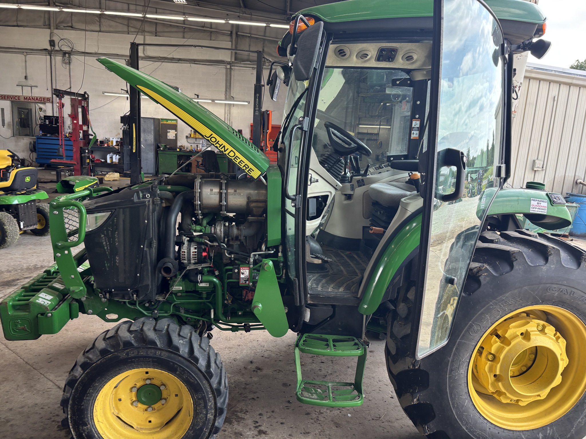 Used 2021 John Deere 4066R Compact Utility Tractors at Koenig Equipment in Richmond, IN - PhotoXL4