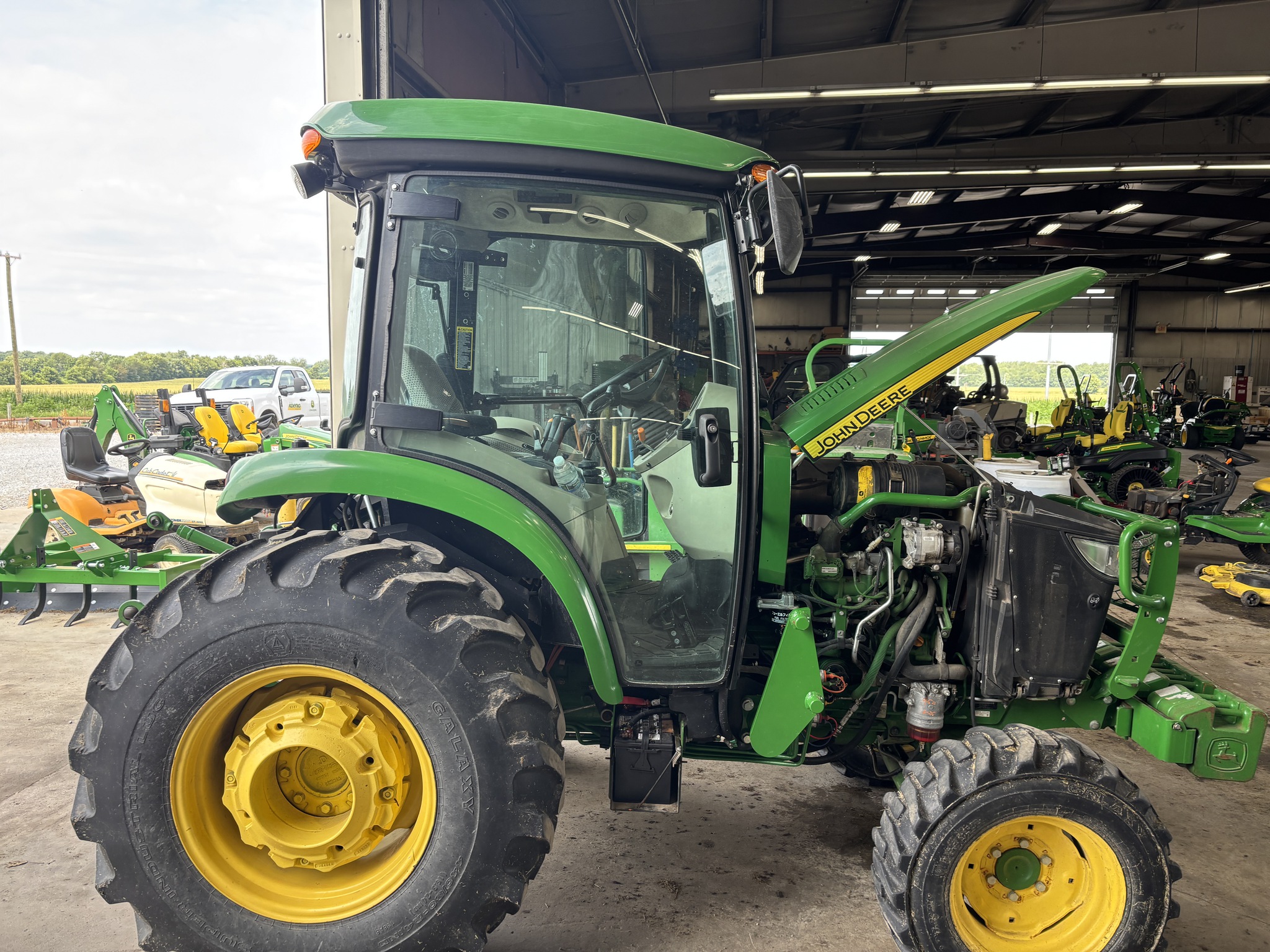 Used 2021 John Deere 4066R Compact Utility Tractors at Koenig Equipment in Richmond, IN - PhotoXL1