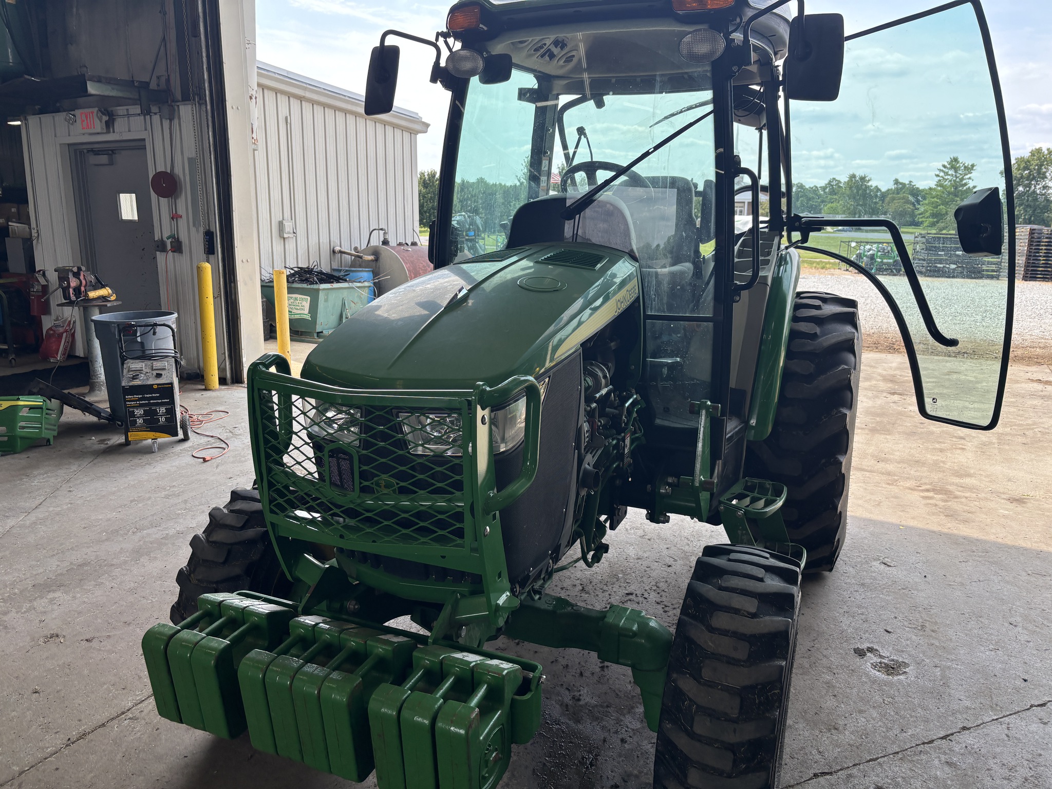 Used 2021 John Deere 4066R Compact Utility Tractors at Koenig Equipment in Richmond, IN - PhotoXL0