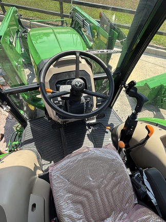2025 John Deere 5075E-4