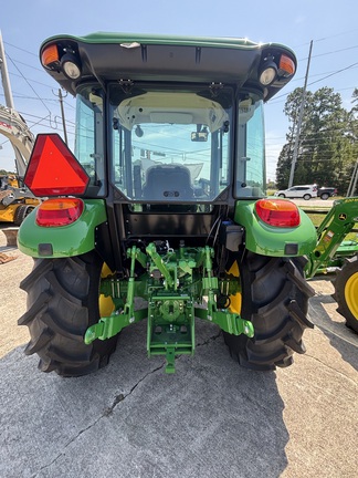 2025 John Deere 5075E-6