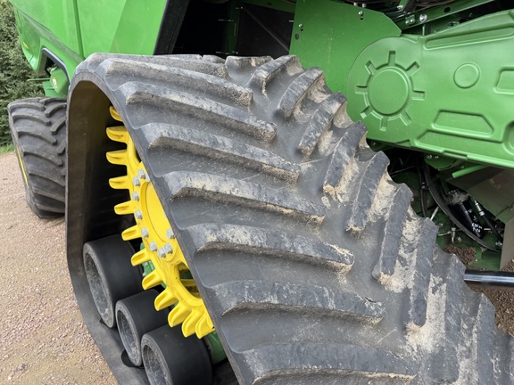 2024 John Deere X9 1000 - Photo12