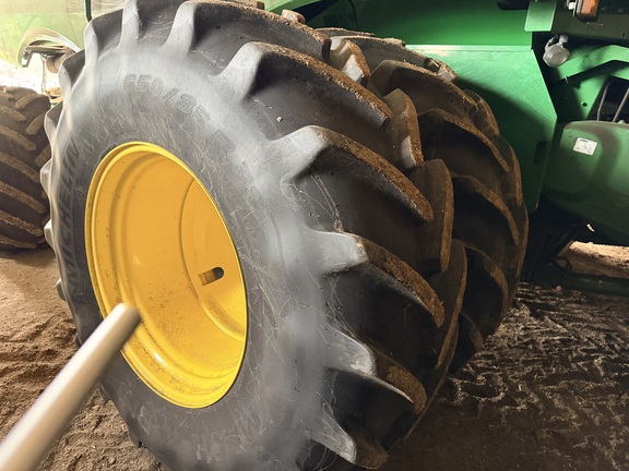 Photo of 2014 John Deere S680
