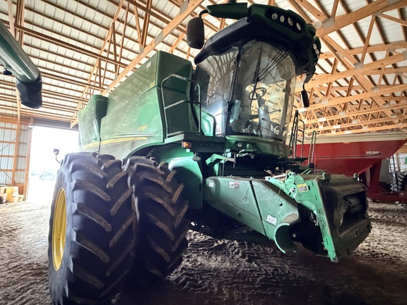 Photo of 2014 John Deere S680