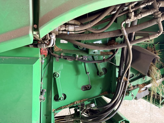 Photo of 2014 John Deere S680