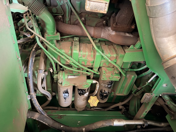 Photo of 2014 John Deere S680