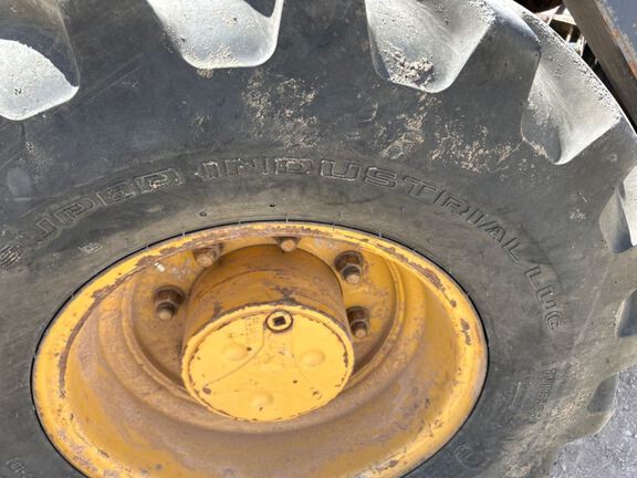 2012 John Deere 410K