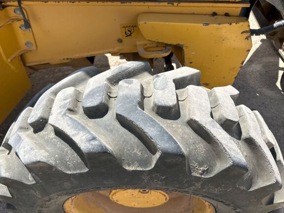2012 John Deere 410K