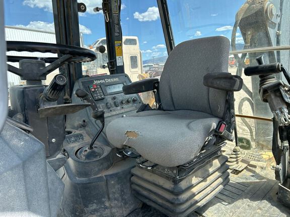 2012 John Deere 410K