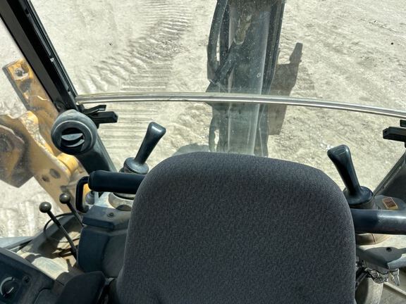 2012 John Deere 410K