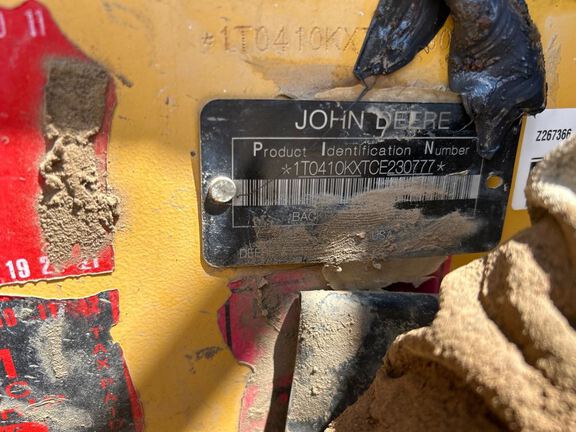 2012 John Deere 410K